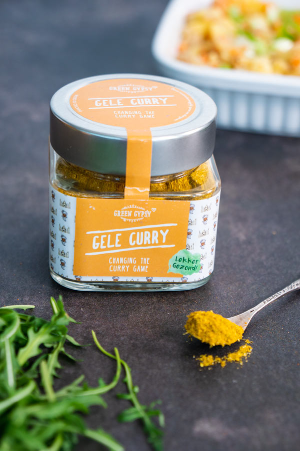 Gele Curry hutspot