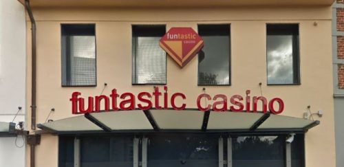 Voorgevel van het Funtastic Casino in Hulst